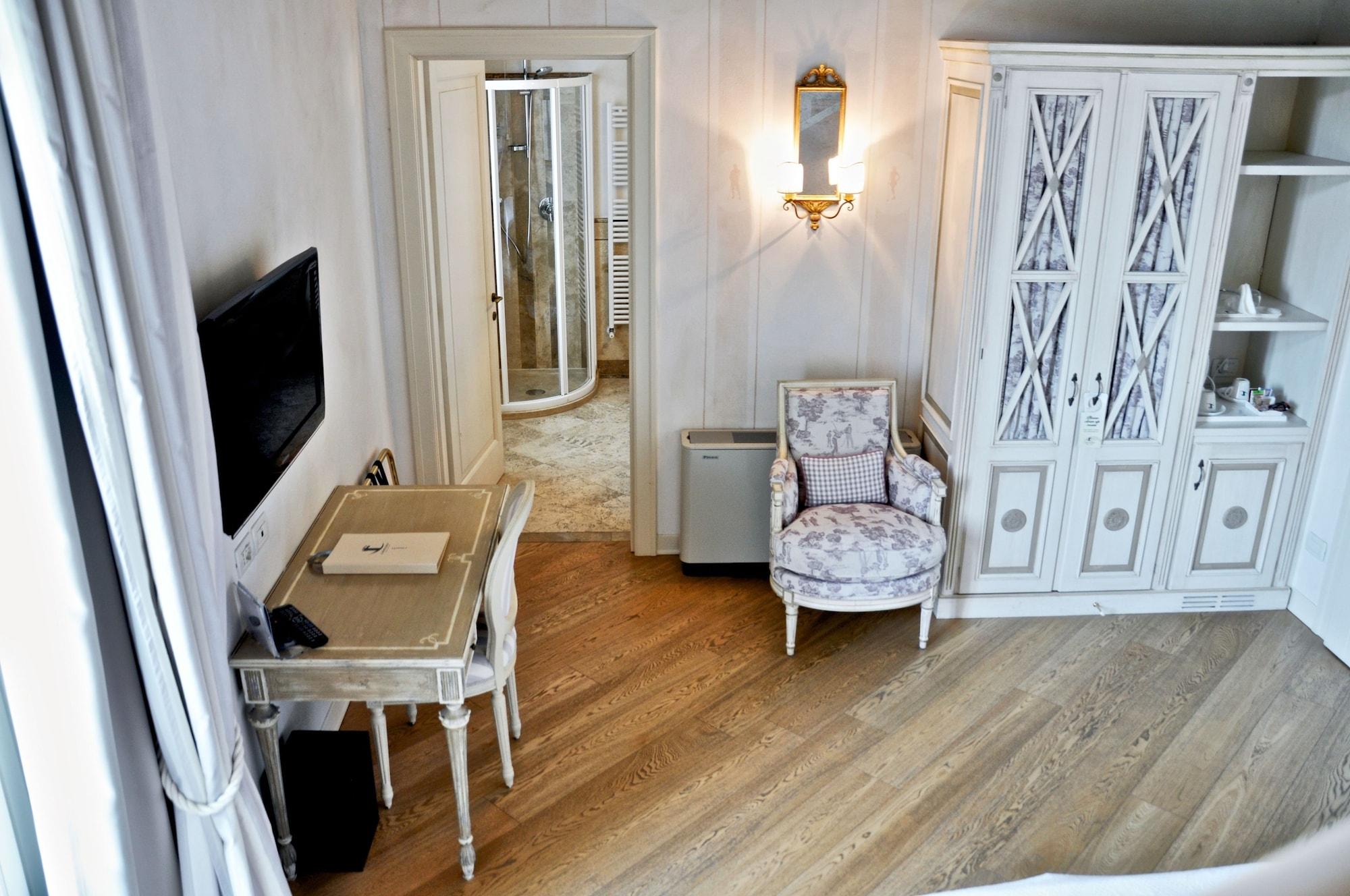 Garda Hotel San Vigilio Golf Pozzolengo Exteriör bild